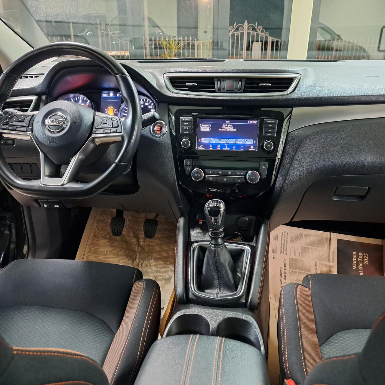 Nissan Qashqai 1.3 DIG-T 140 CV Business