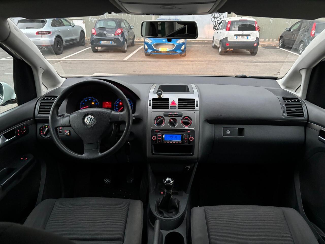 Volkswagen Touran 1.6 Trendline Bifuel G