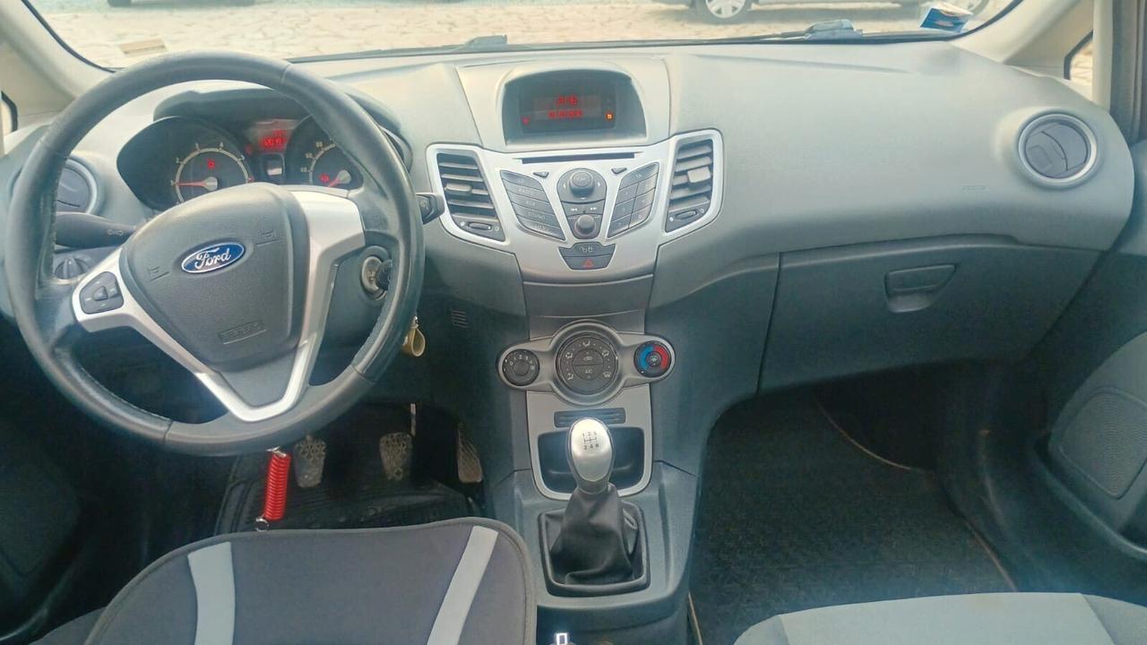 Ford Fiesta 1.4 96CV aut. 5 porte GPL