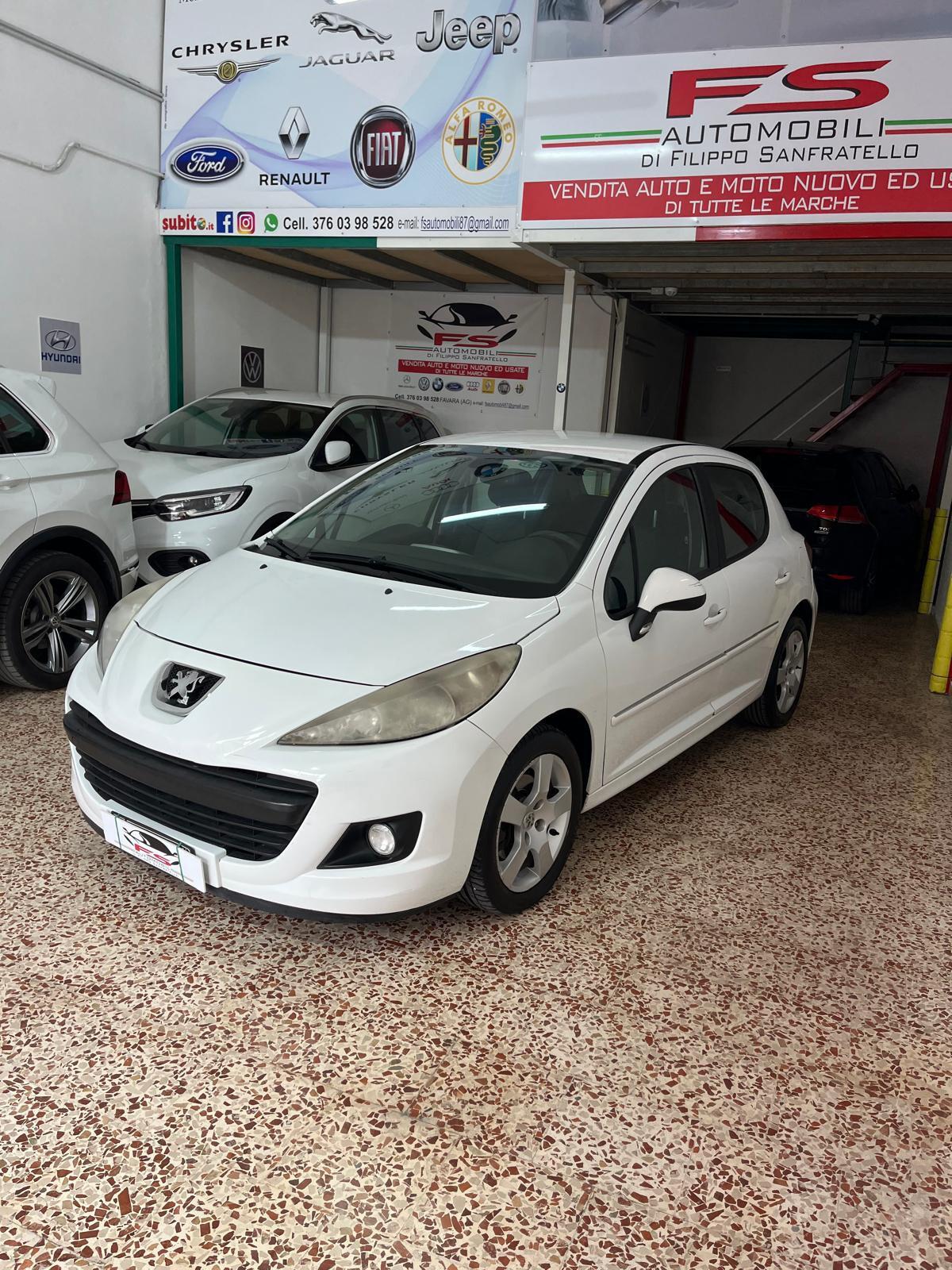 Peugeot 207 1.6 HDi 110CV 5p. XS