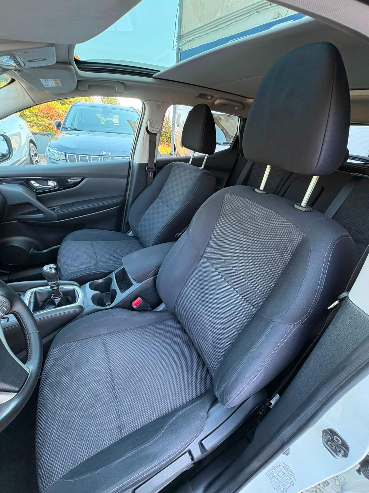 Nissan Qashqai 1.5 dCi N-Connecta