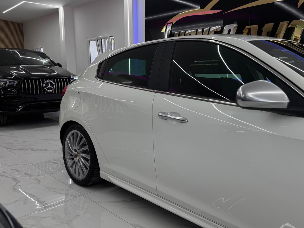 Alfa Romeo Giulietta Exclusive 1.4 170Cv GPL