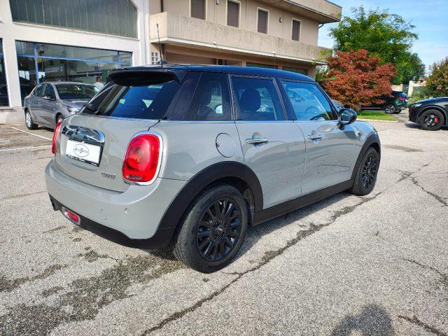 MINI Cooper 1.5 5 porte