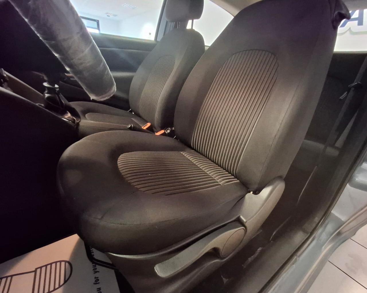 Lancia Ypsilon 1.2 Argento