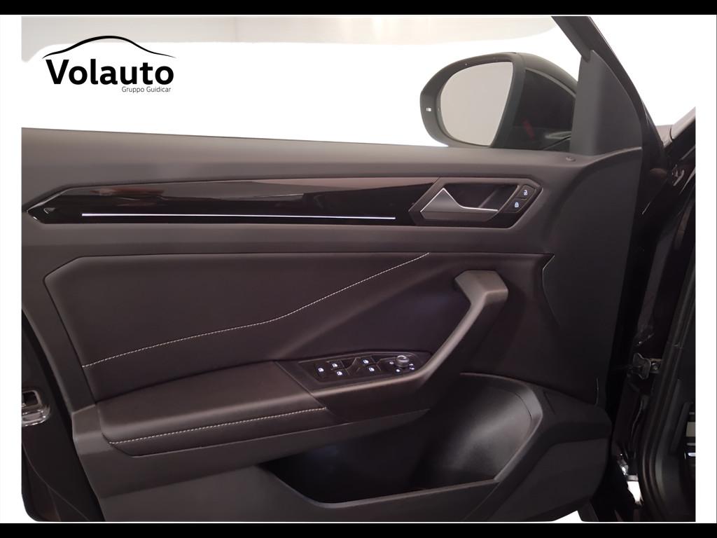 VOLKSWAGEN T-Roc I 2022 - T-Roc 1.5 tsi R-Line dsg