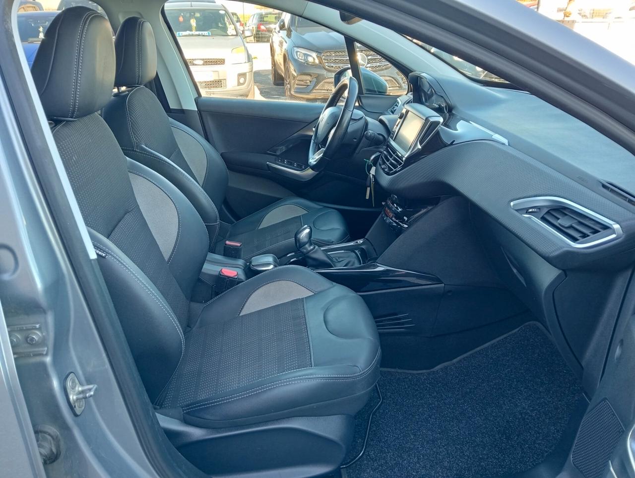 Peugeot 2008 1.6BlueHDi 100cv Allure OK NEOPATENTATI