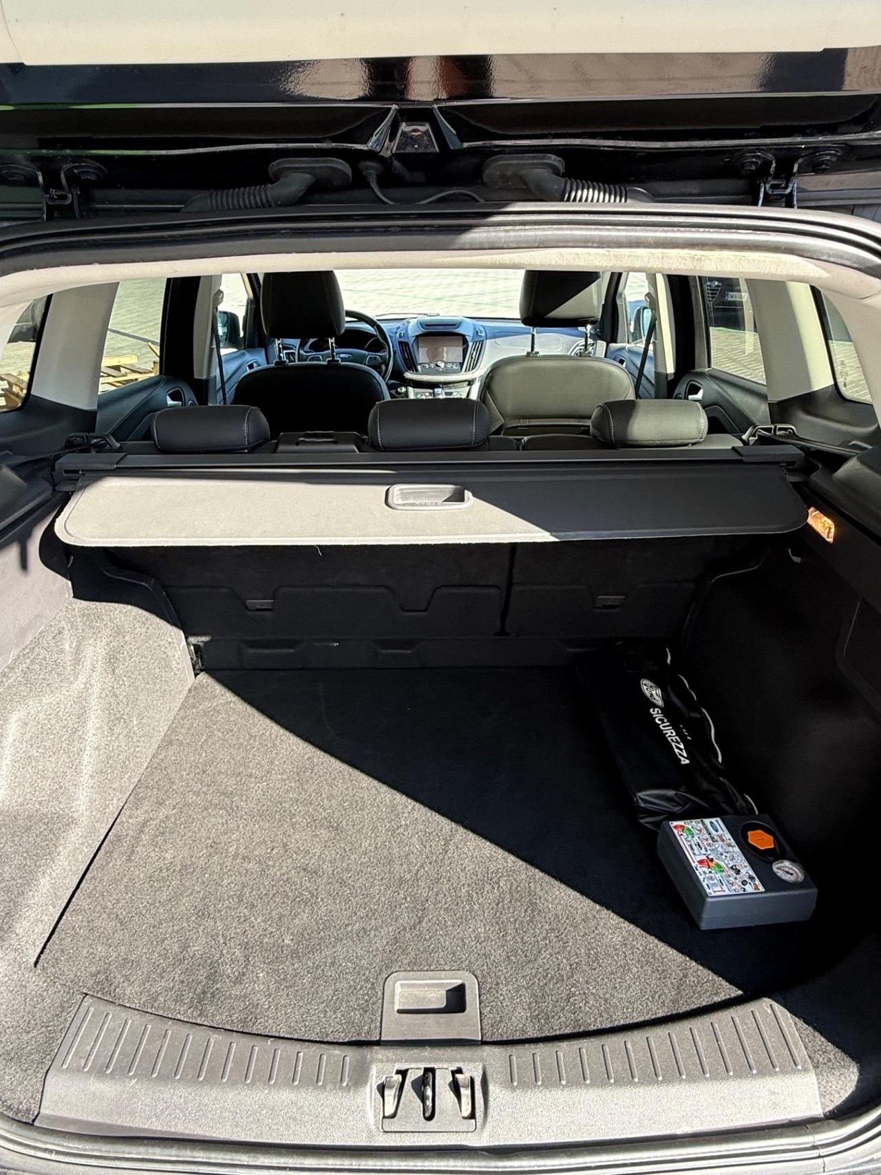 Ford Kuga 2.0 TDCI 180 CV S&S 4WD Powershift Vignale
