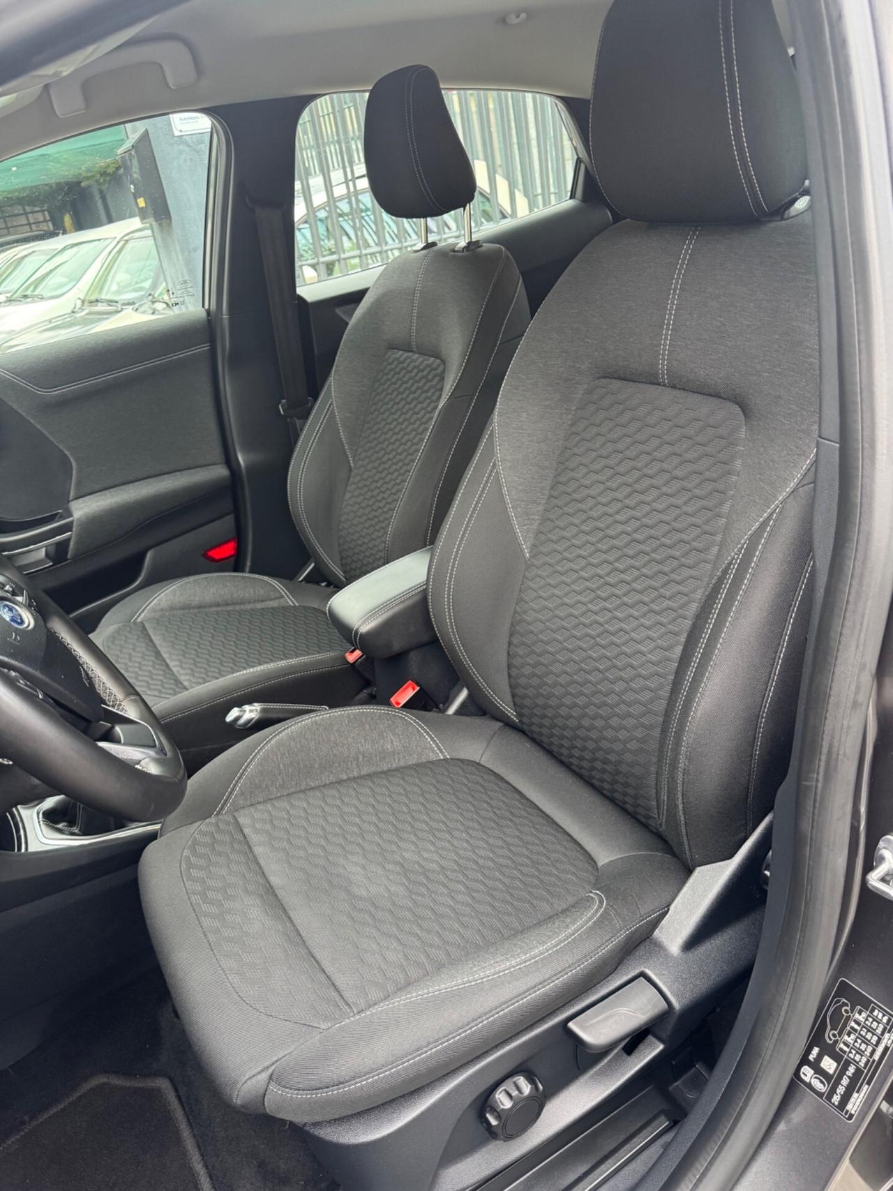 Ford Puma Hybrid 1.0 125 cv Ecoboost Titanium