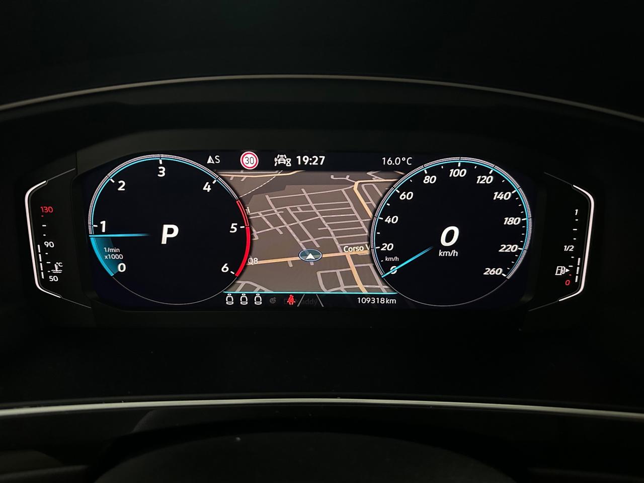 Volkswagen Tiguan 2.0 TDI 150 CV SCR DSG R-Line