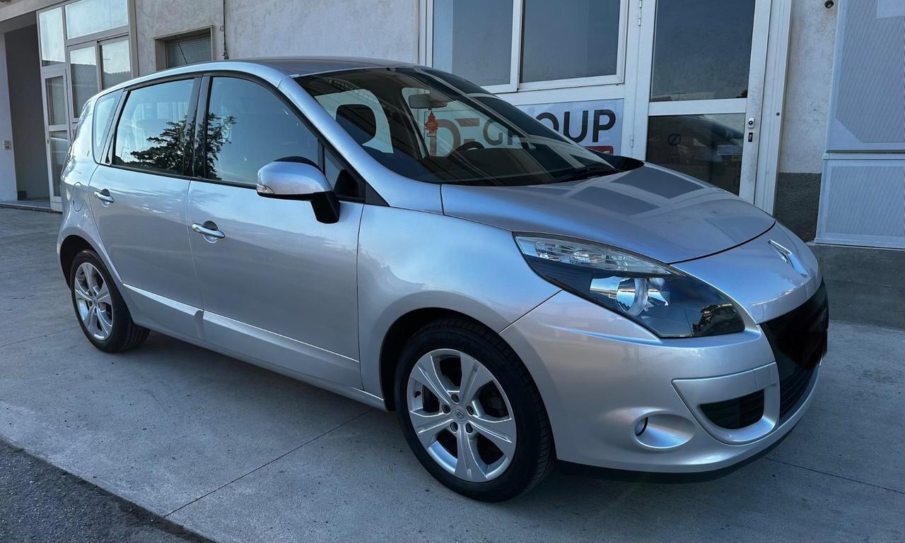 Renault Scenic Scénic X-Mod 1.5 dCi 110CV Luxe