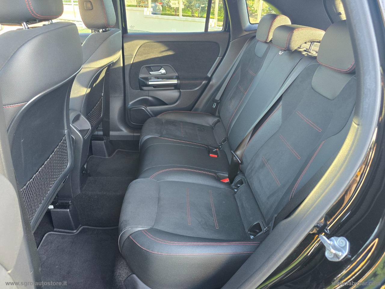 MERCEDES-BENZ GLA 200 d Automatic Premium