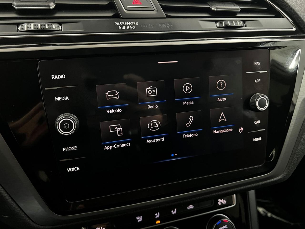 VOLKSWAGEN Touran III 2015 Touran 2.0 tdi Business 122cv