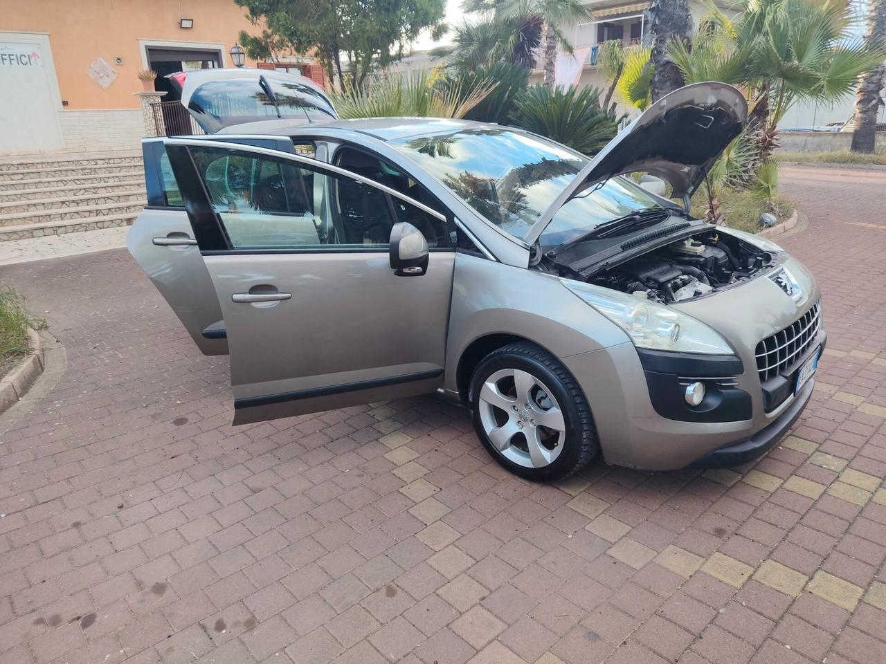 Peugeot 3008 1.6 HDi 110CV Business