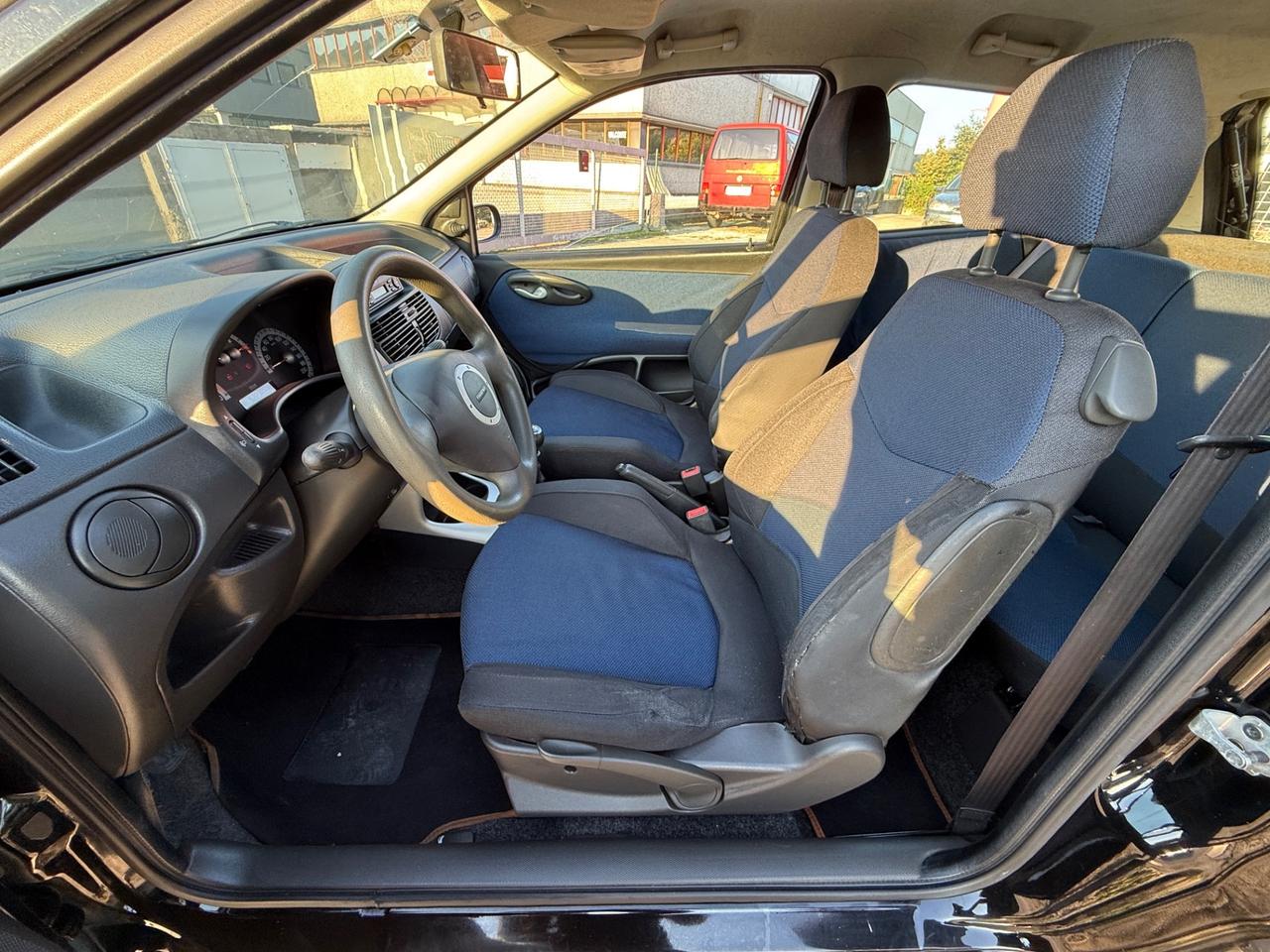 Fiat Punto 1.2i 16V cat 3 porte Sporting GPL