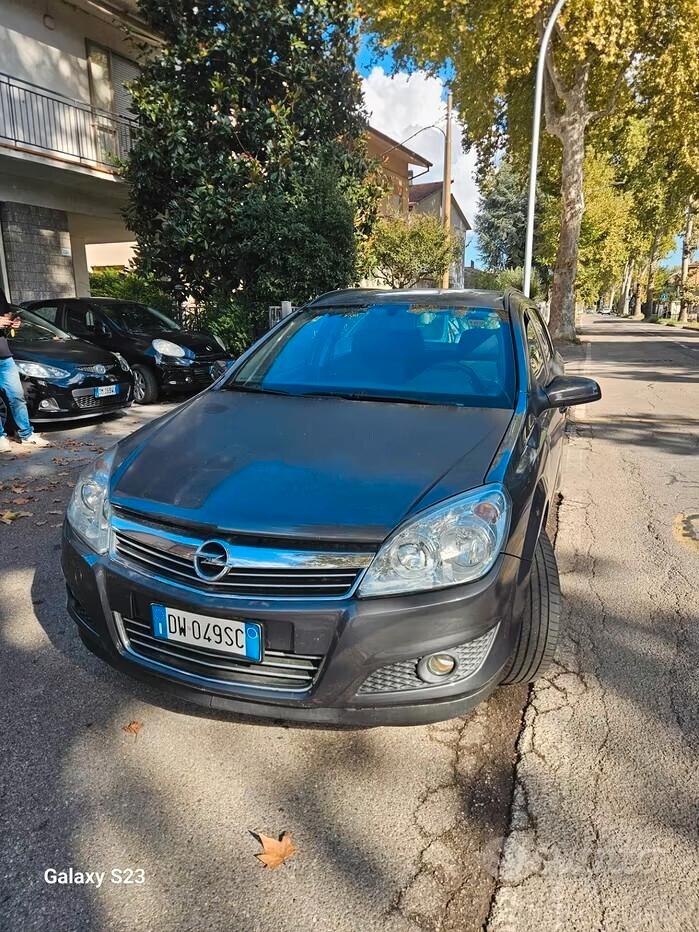 Opel Astra 1.7 CDTI 110CV Station Wagon Cosmo