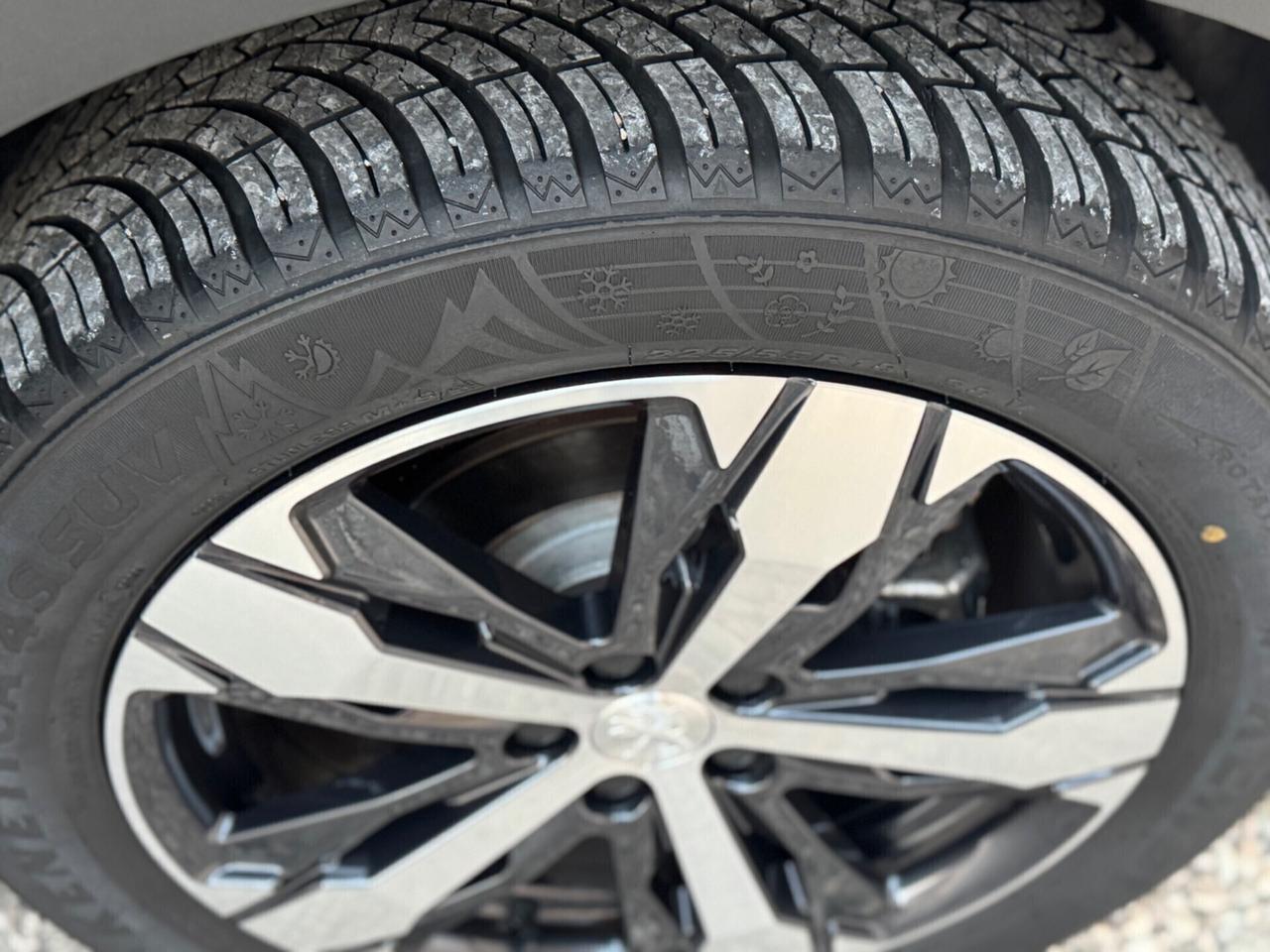 Peugeot 3008 BlueHDi 130 cv Garanzia 12 Mesi !