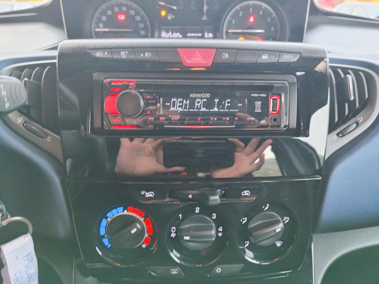 Lancia Ypsilon 1.2 69 CV 5 porte Unyca