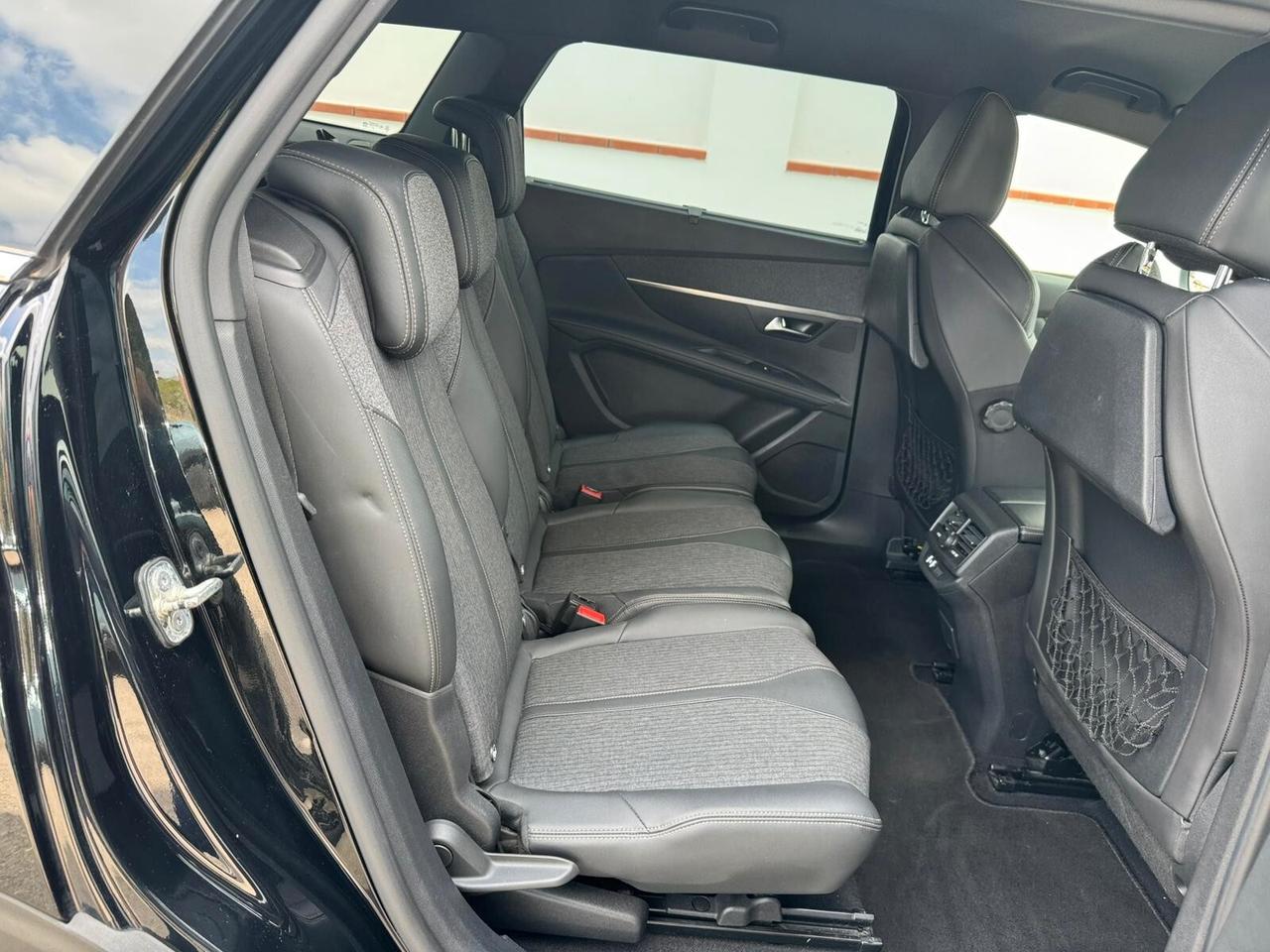 Peugeot 5008 GT-Line 7Posti