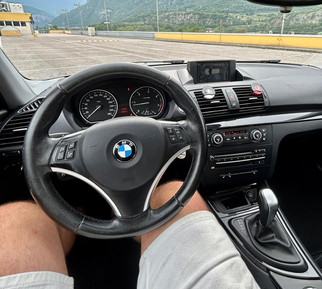 Bmw 120d CAMBIO AUTOMATICO FULL OPT. 2009