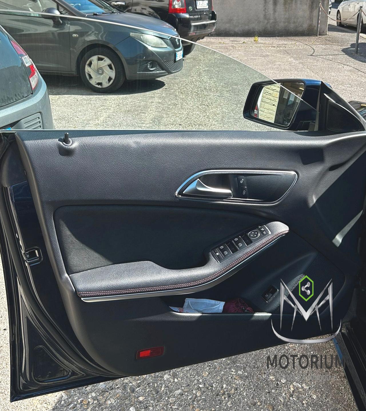 Mercedes-Benz CLA 180D
