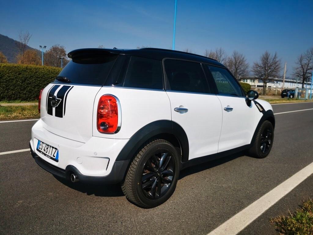 MINI COUNTRYMAN COOPER SD -143 CV