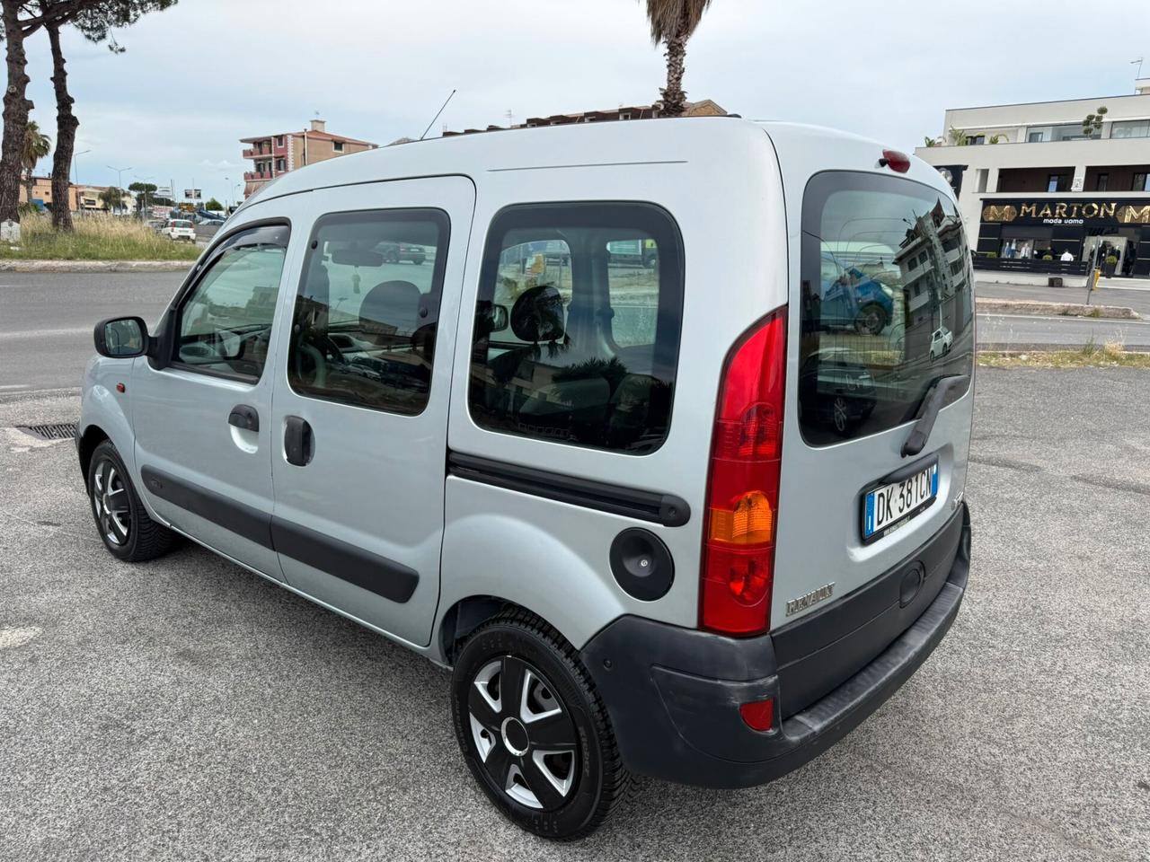 RENAULT KANGOO 1.5DCI 84CV AUTOVETTURA 5POSTI