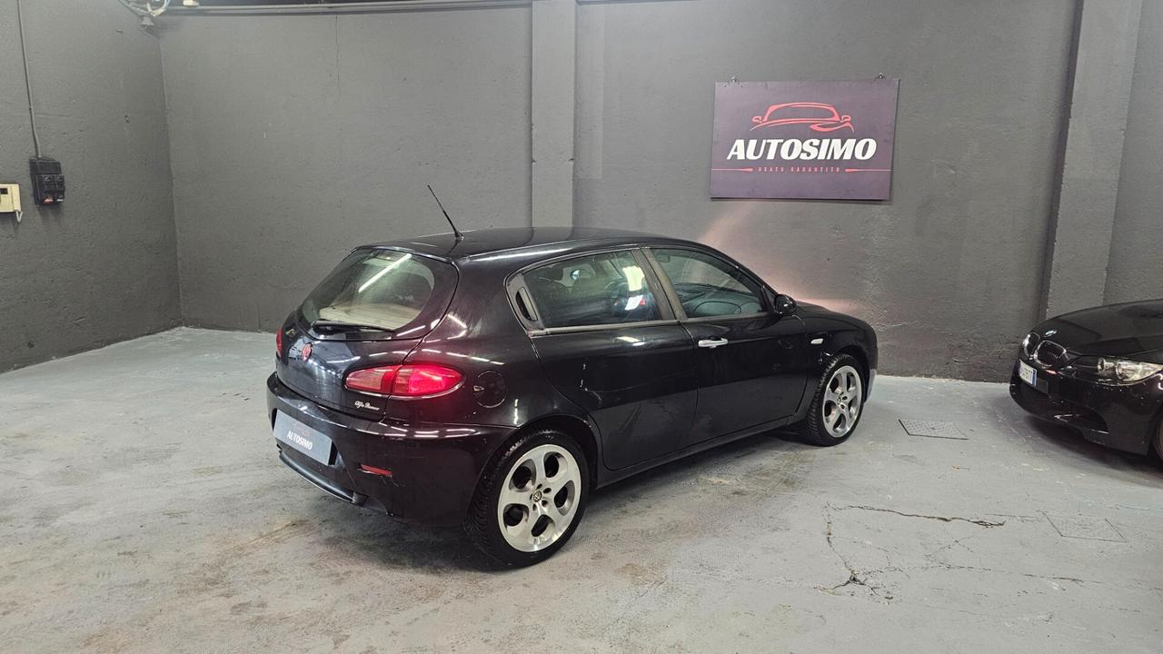 Alfa Romeo 147 1.6 16V TS (105) 5 porte Distinctive
