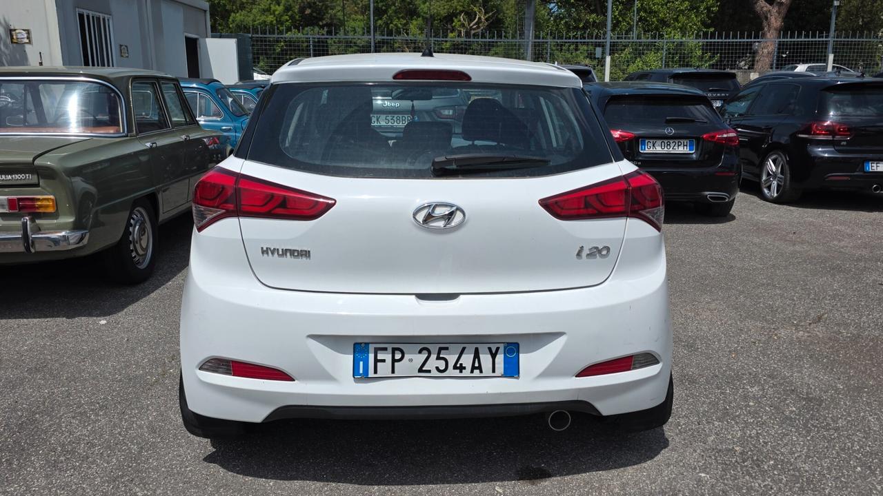 Hyundai i20 1.1 CRDi 12V 5 porte Go!