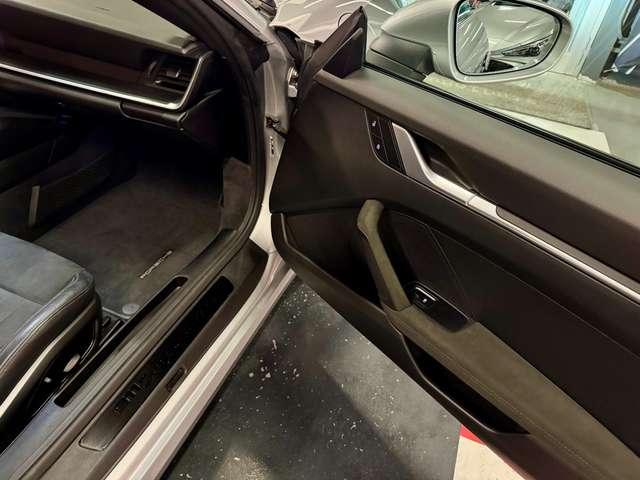 Porsche 911 Targa 4 GTS