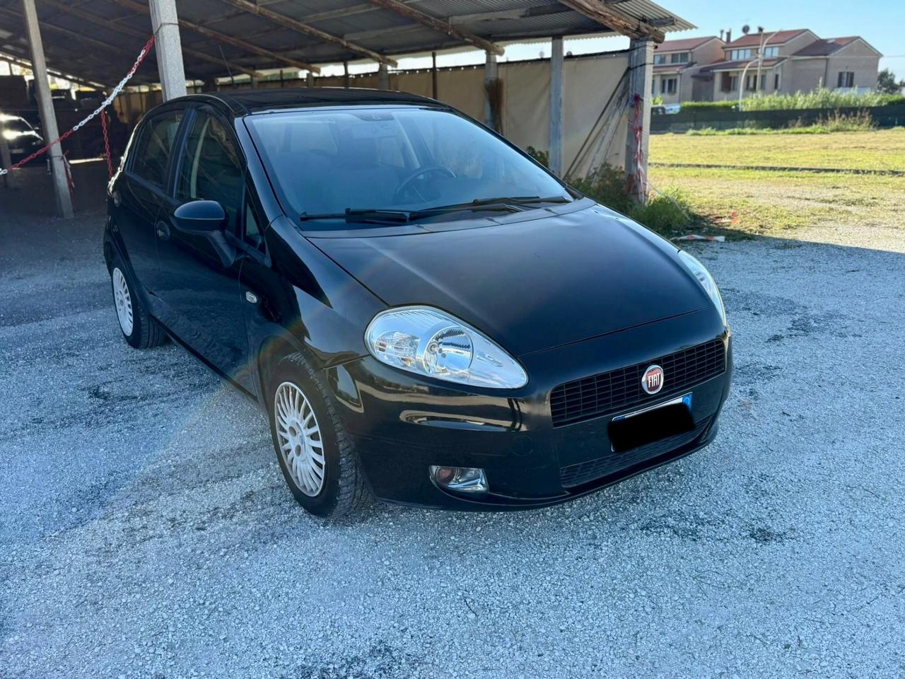 Fiat grande punto 1.2 benzina 65cv NEOPATENTATI