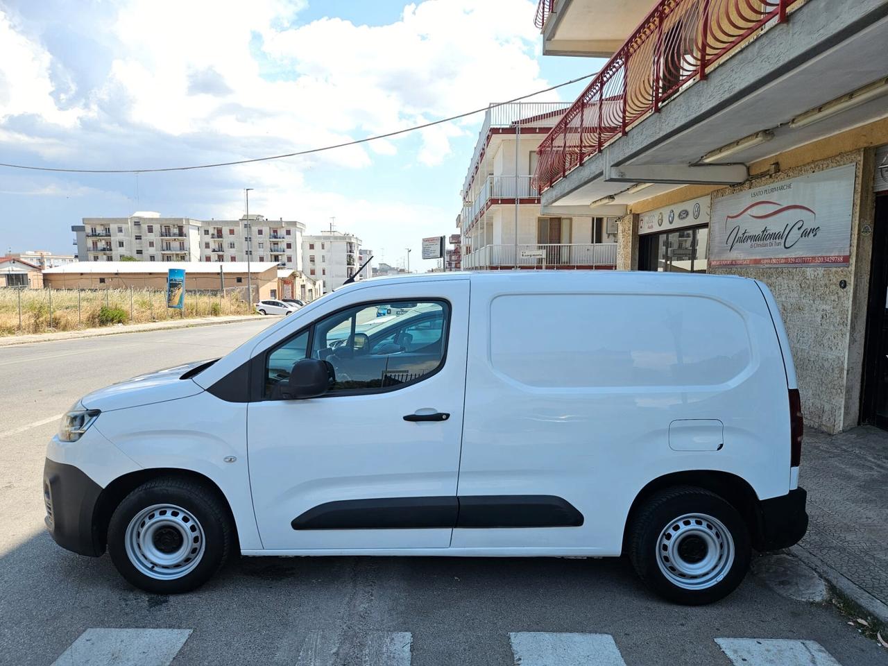 Citroen Berlingo N1 2019 1.5 100CV IVA ESPOSTA 3P.
