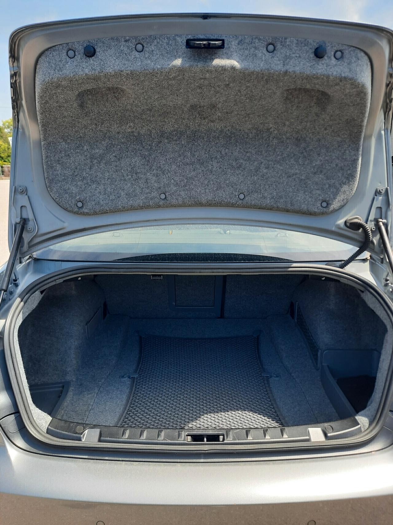 Bmw 320 320d xDrive cat Coupé Futura