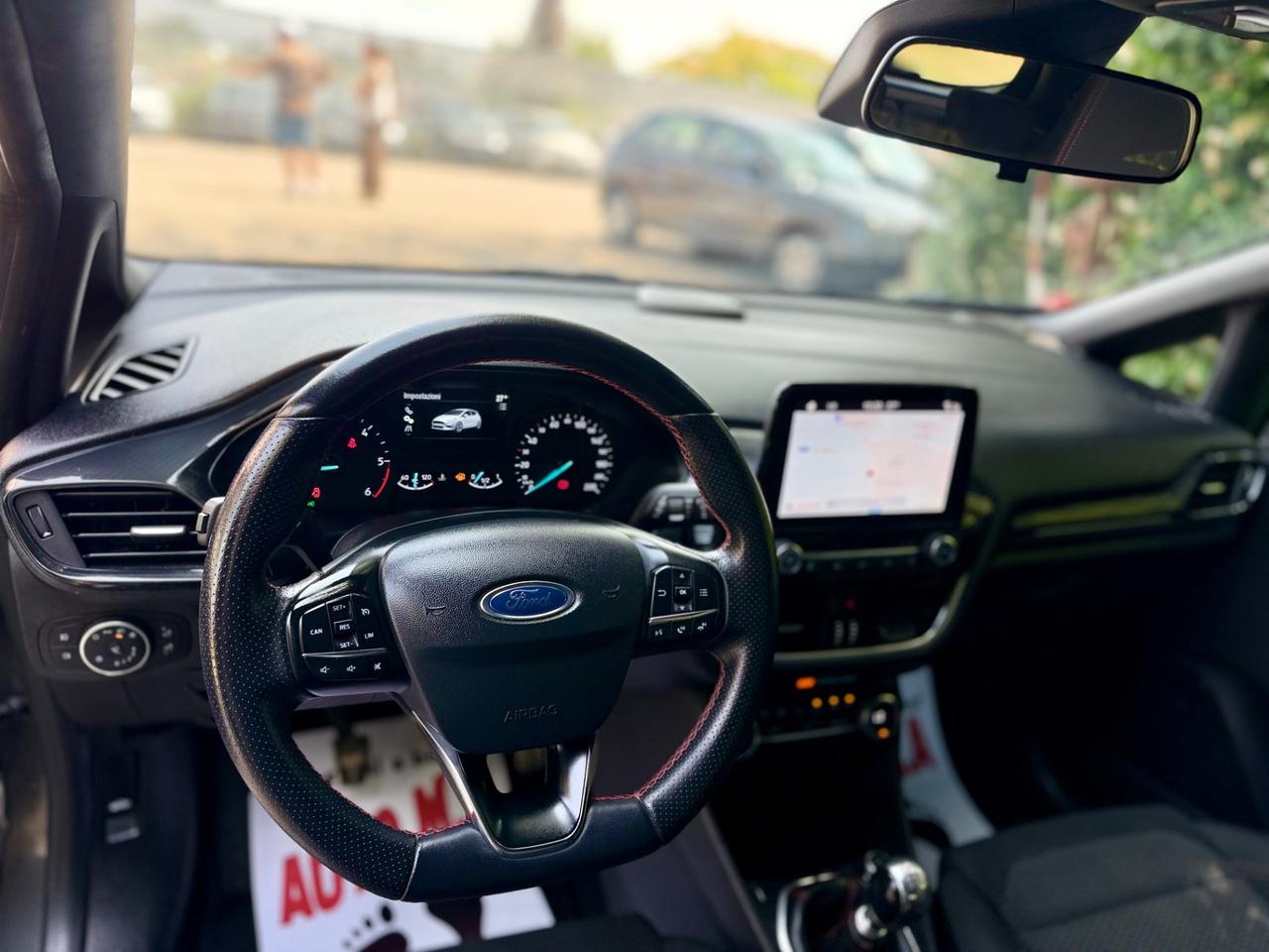 Ford Fiesta 2018 1.5 TDCi 5 porte ST-Line km40,000 ok neopatentati ! ! !