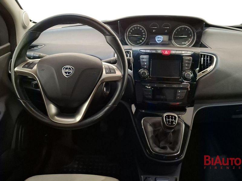 Lancia Ypsilon Ypsilon 1.2 Platinum 69cv