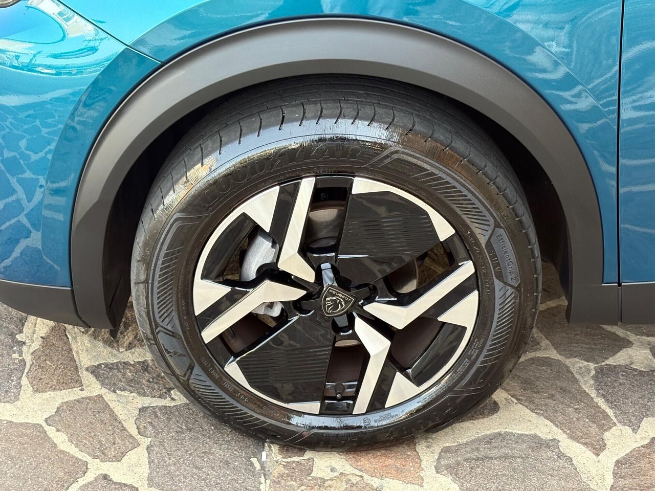 Peugeot 2008 EAT8 Allure FULL/LED PARI AL NUOVO