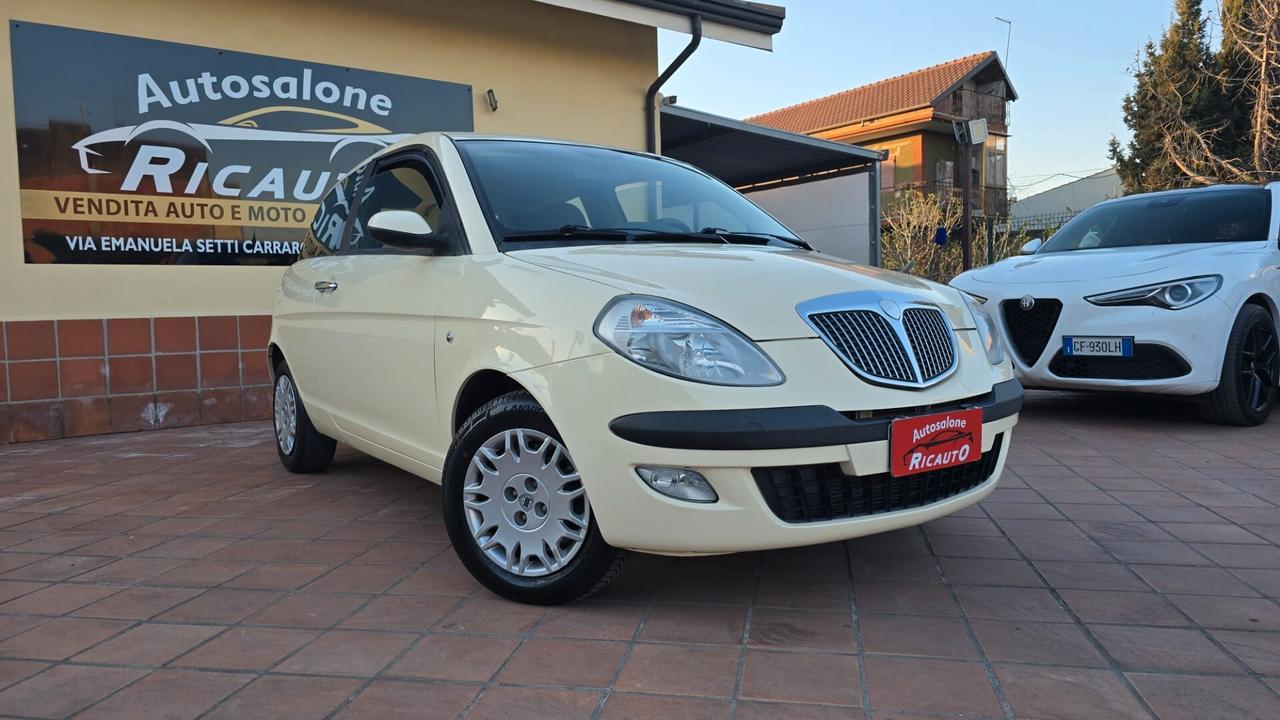 Lancia Ypsilon 1.2 Argento