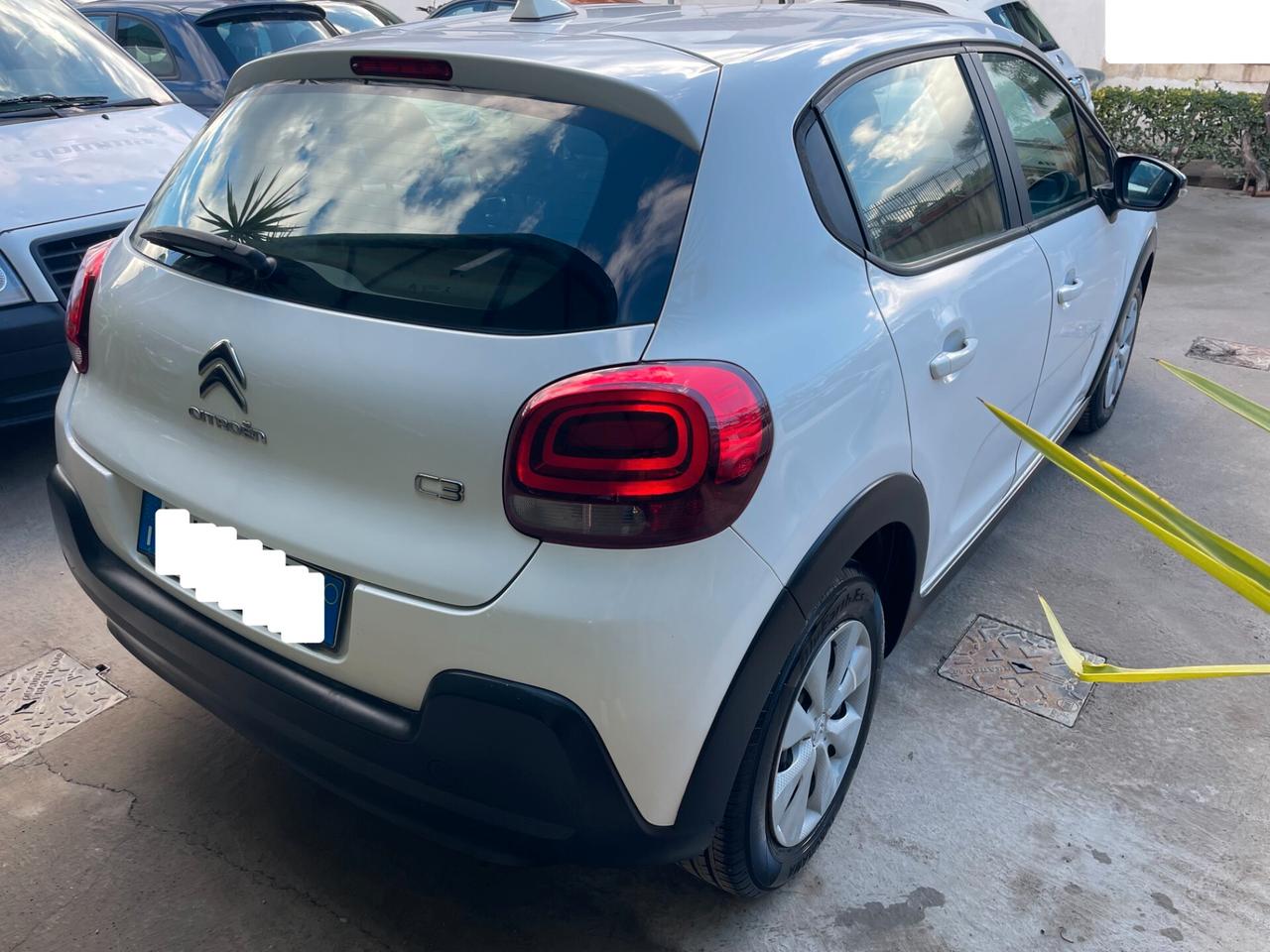 Citroen C3 1.5 75 CV BlueHDi Shine Full Tagliandata Neopatentati