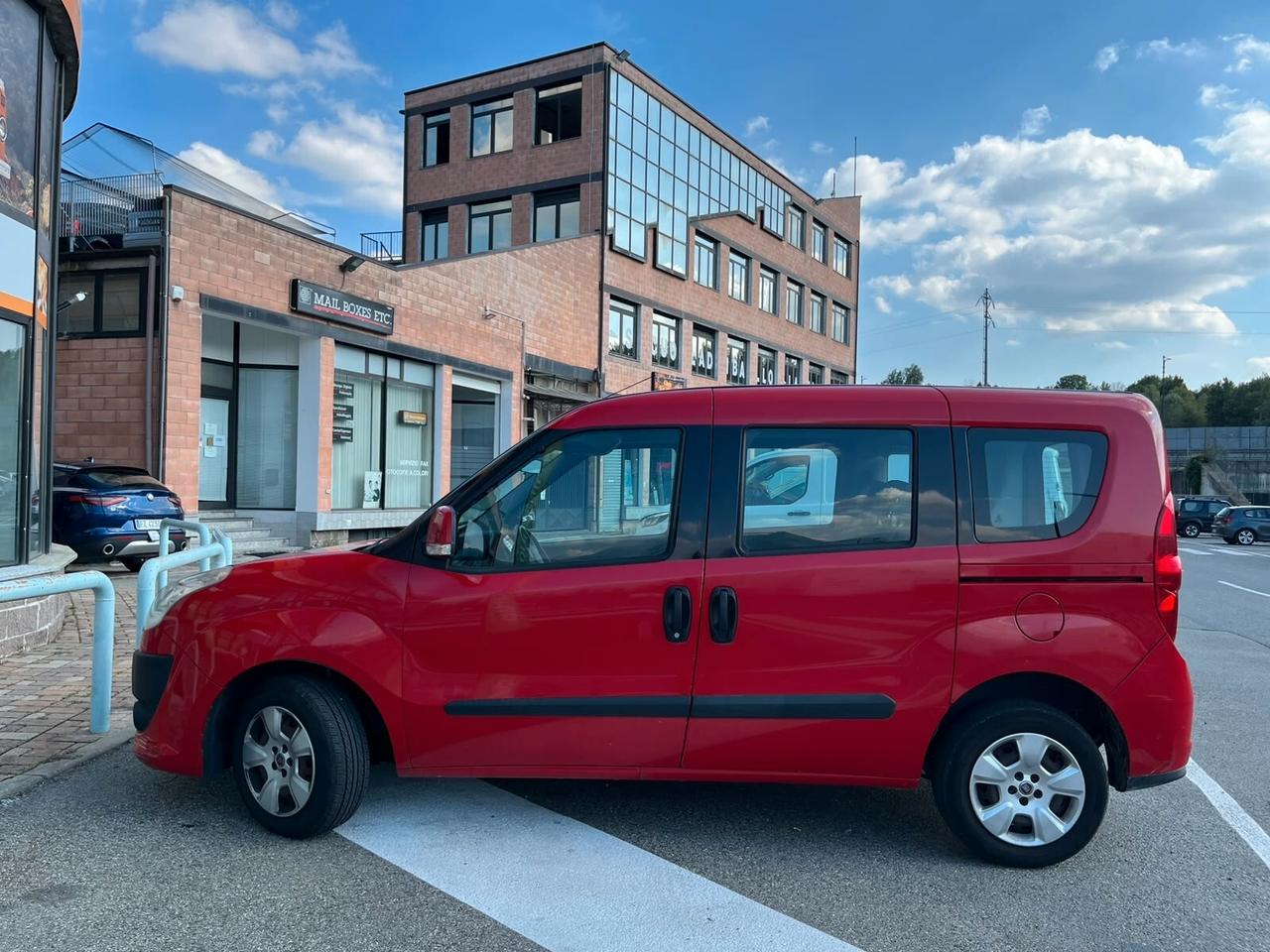 Fiat Doblo 1.6 Diesel 105 cv MJT Autocarro 5 Posti