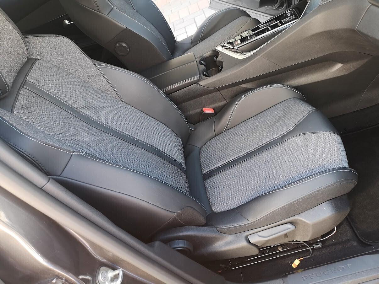 Peugeot 3008 BlueHDi 130 S&S EAT8 Allure Pack KM 50.008 !!!