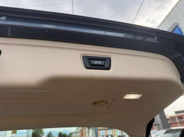 BMW 320 320d Touring Luxury / KM CERTIFICATI