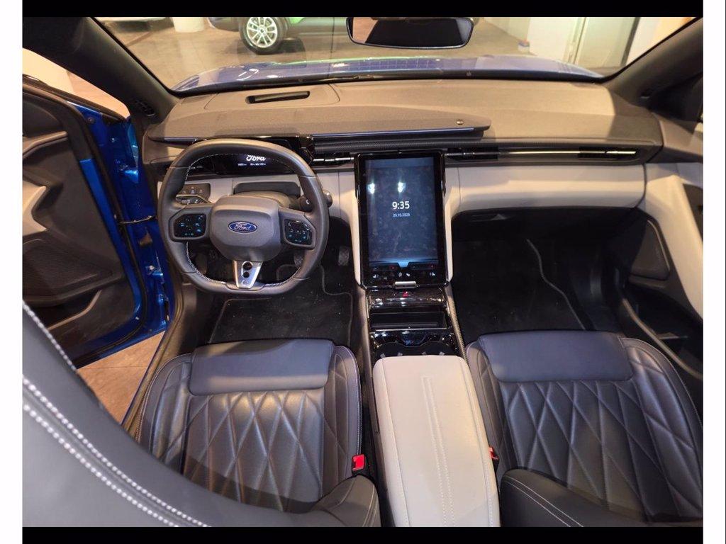 FORD Capri 77kwh extended range premium rwd del 2025