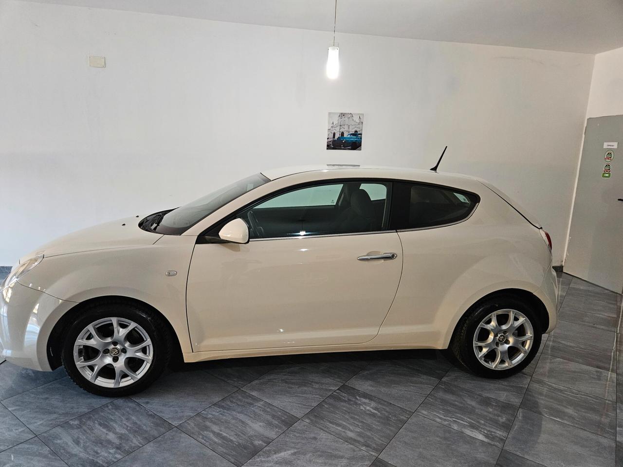 Alfa Romeo MiTo 1.3 JTDm-2 95 CV S&S Distinctive