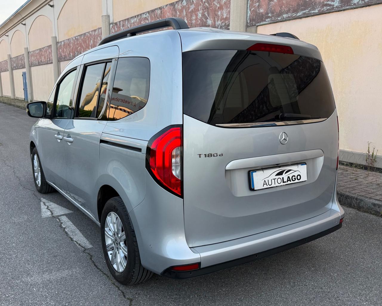 Mercedes-benz Classe T 180d Premium