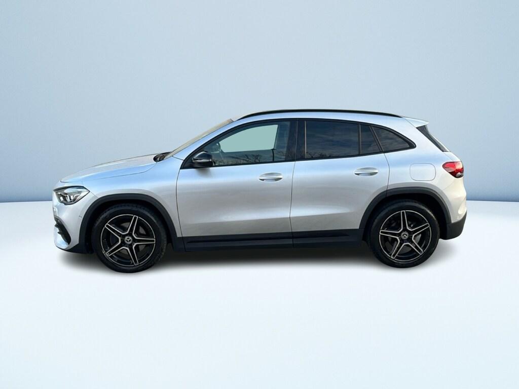 Mercedes GLA 200 200 D Premium 8G-DCT