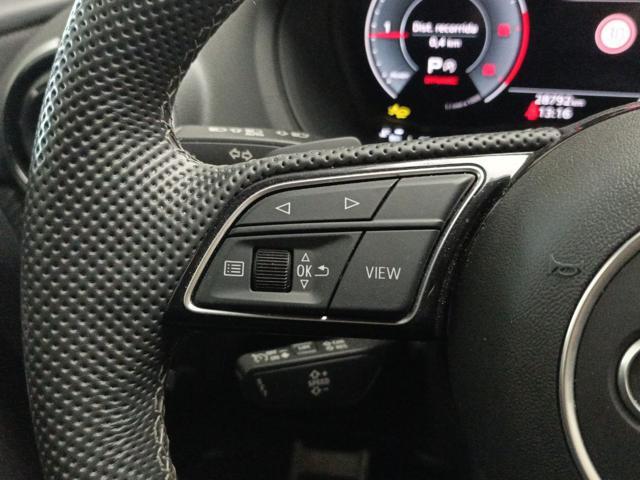 AUDI Q2 35 TDI S tronic S line Edition