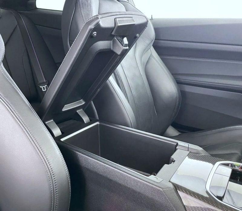 BMW M4 Coupé M4 Competition xDrive auto