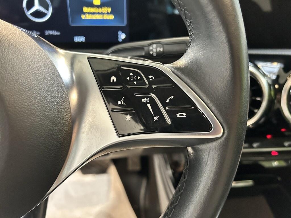 Mercedes Classe A 180 180 D Advanced Progressive 8G-DCT