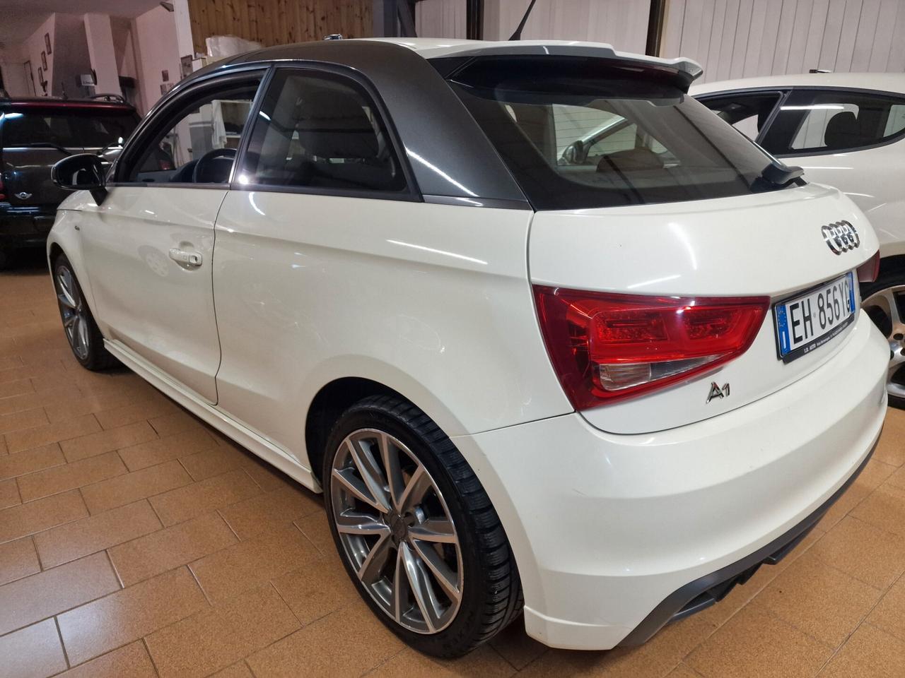 Audi A1 1.4 TFSI S tronic Ambition sline ok neopatentatiAudi A1 1.4 TFSI S tronic Ambition sline ok neopatentati