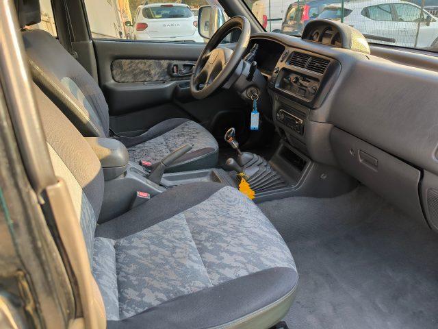 MITSUBISHI L200 2.5 TDI 4WD Club Cab Pup. GLS Targ.
