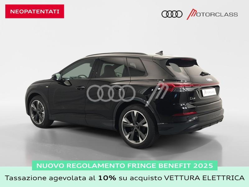 Audi Q4 45 s line edition quattro